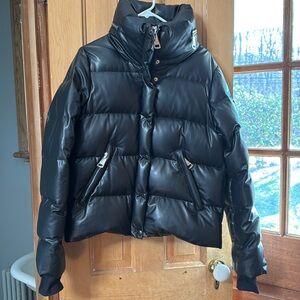 SAM NY black down vegan leather puffer jacket ❄️